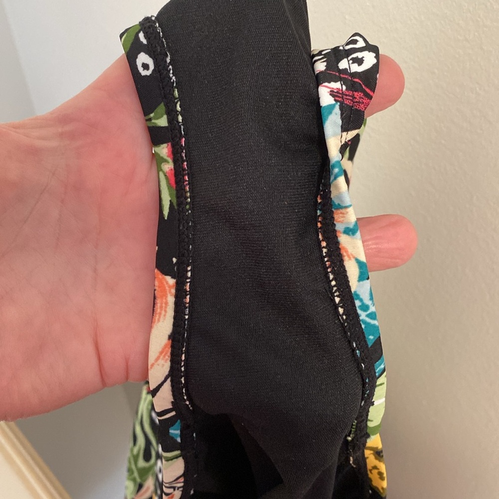 Ocean Pacific Ladies XL One Piece Tropical Swimwear -previously worn a few times - Picture 11 of 11